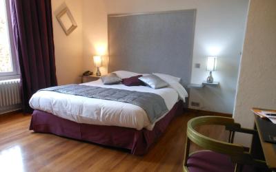 Chambre Supu00e9rieure avec 1 Lit Double Chambre Supu00e9rieure avec 1 Lit Double