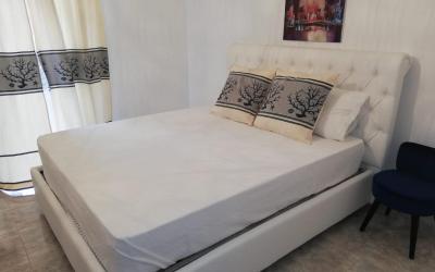 Appartamento con 2 Camere da Letto Appartamento con 2 Camere da Letto