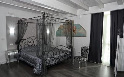 Camera Matrimoniale Deluxe con Balcone e Vista Mare