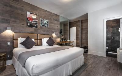 Superior King Room