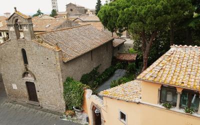 Camera Matrimoniale con Vista Giardino