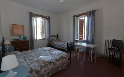 Camera Tripla con Bagno Privato Esterno 
