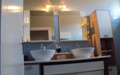 Chambre Double avec Salle de Bains Commune