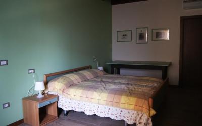 Camera Matrimoniale/Doppia con Letti Singoli con Bagno