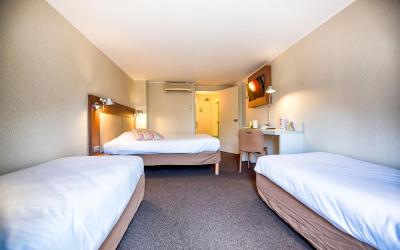 Chambre Quadruple Nouvelle Gu00e9nu00e9ration  Chambre Quadruple Nouvelle Gu00e9nu00e9ration