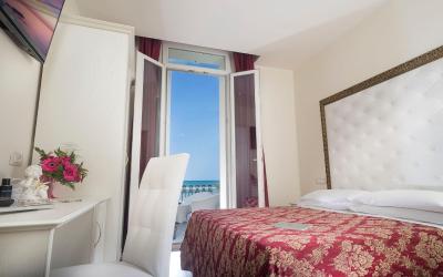 Camera Superior Matrimoniale/Doppia con Letti Singoli con Terrazza 