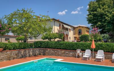 Camera Tripla Deluxe 