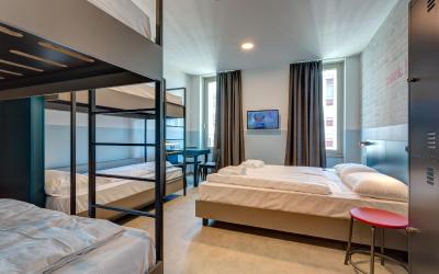 Camera Familiare (5 Adulti)