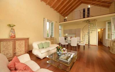 Appartamento con 3 Camere da Letto