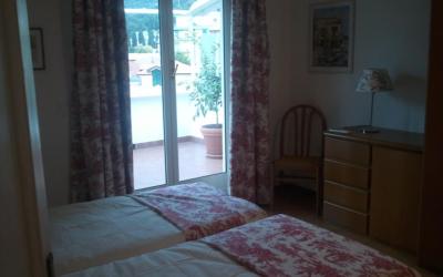 Appartamento con 2 Camere da Letto Appartamento con 2 Camere da Letto