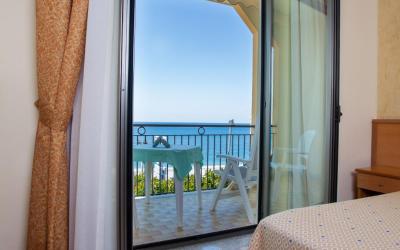 Camera Classic Matrimoniale/Doppia con Letti Singoli 