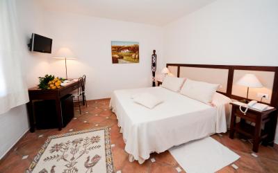 Camera Standard Matrimoniale/Doppia con Letti Singoli