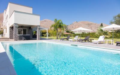Villa con Piscina Privata 