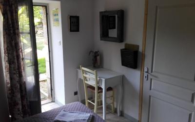 Chambre Double avec Salle de Bains Privative Extu00e9rieure Chambre Double avec Salle de Bains Privative Extu00e9rieure