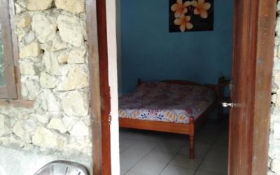 Kamar Double dengan Kamar Mandi Bersama Kamar Double dengan Kamar Mandi Bersama