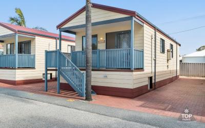 Deluxe Two-Bedroom Cottage