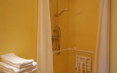 Chambre Double - Accessible aux Personnes u00e0 Mobilitu00e9 Ru00e9duite 