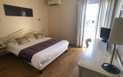 Chambre Double - Vue Latu00e9rale sur Mer - Premier u00c9tage Chambre Double - Vue Latu00e9rale sur Mer - Premier u00c9tage