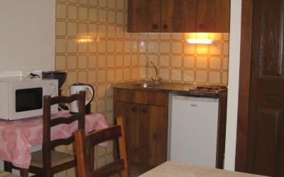 Studio (4u00a0Adultes) Studio (4u00a0Adultes)