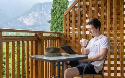 Camera Superioru00a0Matrimoniale/Doppia con Letti Singoli con Vista Giardino 