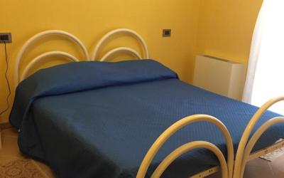 Ampia Camera Matrimoniale/Doppia con Letti Singoli