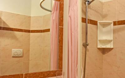 Camera Tripla Classic