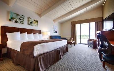 King Room with Sofa Bed - Waterview - Non Smoking