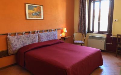 Camera Matrimoniale/Doppia con Letti Singoli