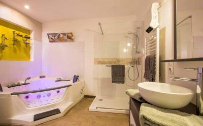 Suite Deluxe avec Baignoire Spa Suite Deluxe avec Baignoire Spa