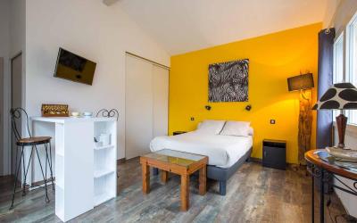 Chambre Double avec Baignoire Spa Chambre Double avec Baignoire Spa