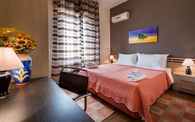 Camera Matrimoniale/Doppia con Letti Singoli