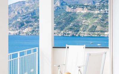 Appartamento con 2 Camere da Letto e Vista Mare 