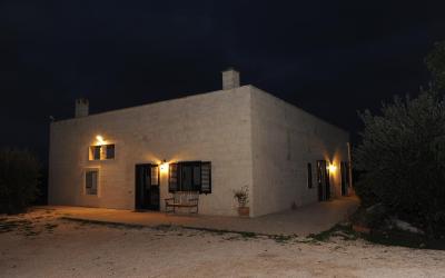 Camera Familiare con Vista Giardino