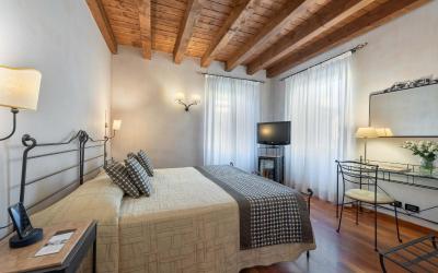 Camera Matrimoniale Superior