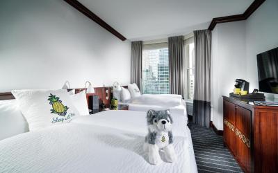 Deluxe Queen Room with Two Queen Beds