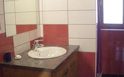 Chambre Familiale avec Salle de Bains Privative Chambre Familiale avec Salle de Bains Privative