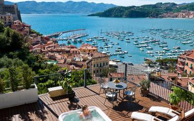 Camera Queen con Vasca Idromassaggio