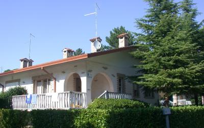 Villa con 2 Camere da Letto