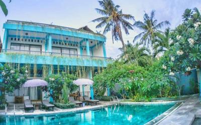 Vila Standar 2-Kamar Tidur dengan Kolam Renang Bersama