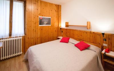 Camera Standard Matrimoniale/Doppia con Letti Singoli