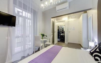 Camera Matrimoniale con Vista Cortile