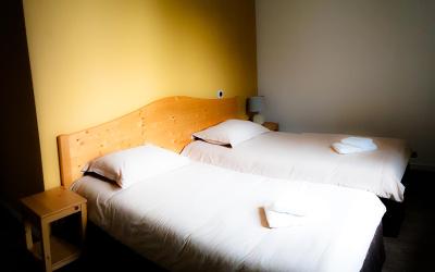 Chambre Lits Jumeaux - Vue sur Montagne Chambre Lits Jumeaux - Vue sur Montagne