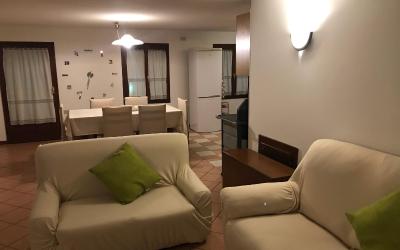 Appartamento con 3 Camere da Letto