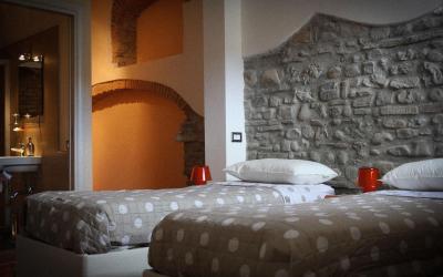 Camera Matrimoniale/Doppia con Letti Singoli