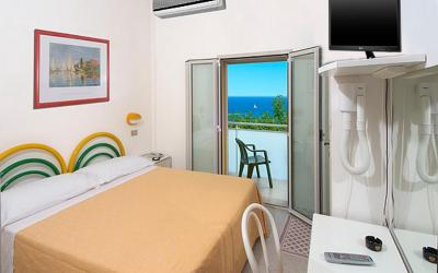 Camera Matrimoniale/Doppia con Letti Singoli