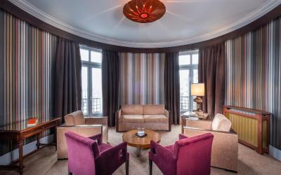 Suite Suite