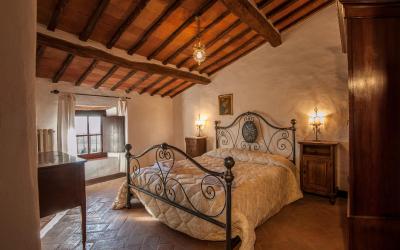 Appartamento con 2 Camere da Letto e Vista Giardino 