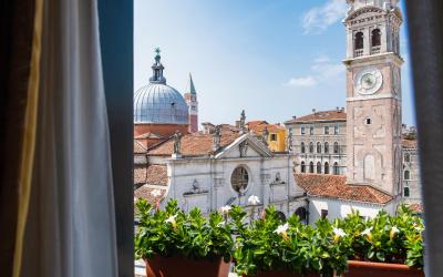 Camera Matrimoniale con Balcone