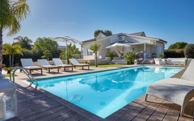Villa su 3 Livelli con Piscina Privata