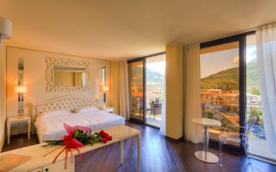 Camera Matrimoniale Superior Classic con Balcone